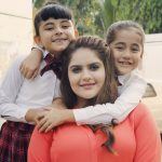 Anjali Anand Cute Images With On Screen Sikander's Daughters