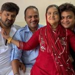 Wajid Khan With His Parents And Brother