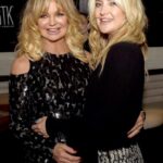 Kate Hudson With Her Mother Goldie Hawn