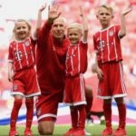 Arjen Robben With His Children