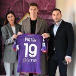 Krzysztof Piatek With His Wife And Manager
