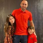 David Ospina With His Son And Daughter