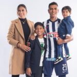 Paolo Hurtado With His Wife And Children