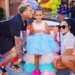 Chris Brown With His Daughter Royalty And Ex. Girlfriend