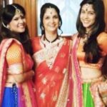 Sharvari Wagh With Her Sister And Mother